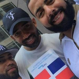 Meet your Posher, Carlos